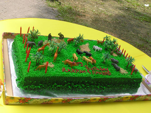 Animal Birthday Cake